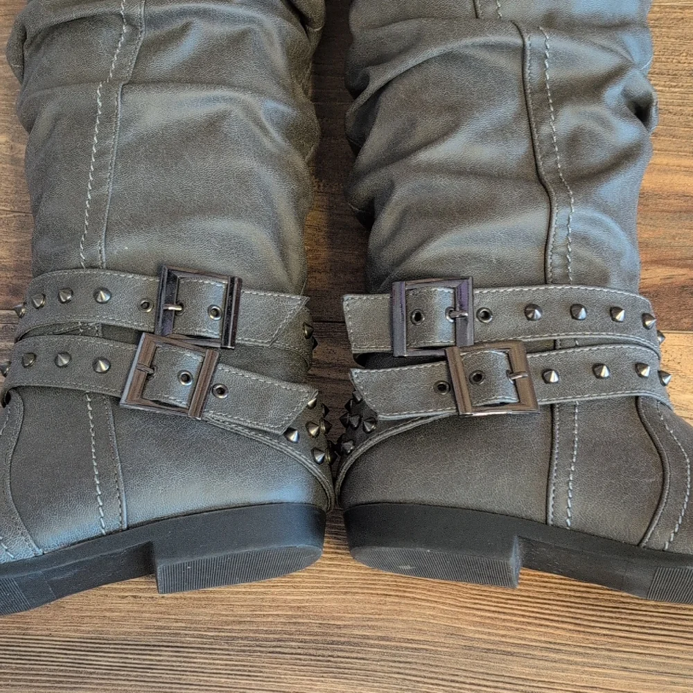 Just Fab Edlin Gray Over the Knee Boots 5.5 R193